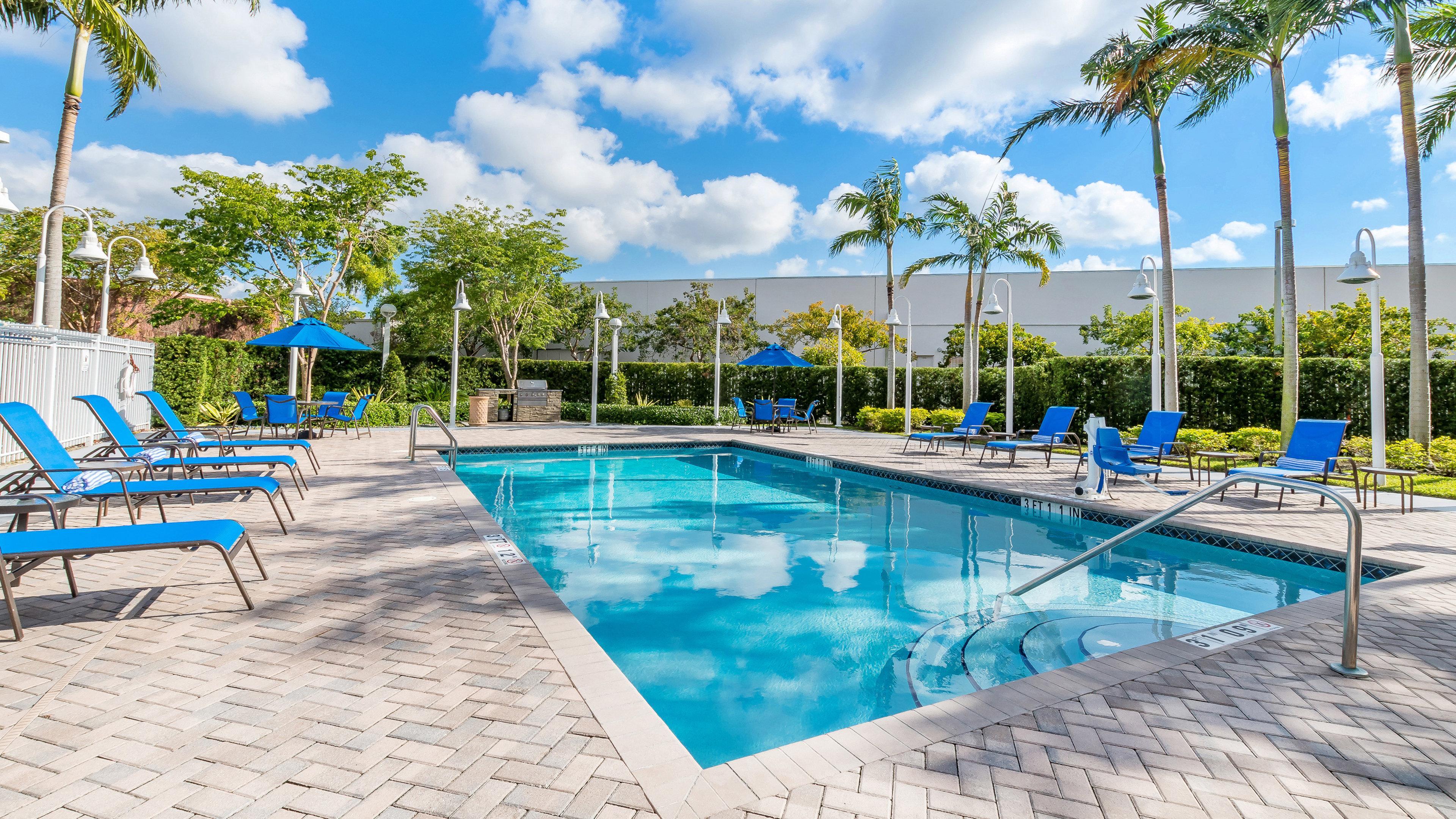 Holiday Inn Express & Suites Miami Kendall By Ihg Country Walk Zewnętrze zdjęcie