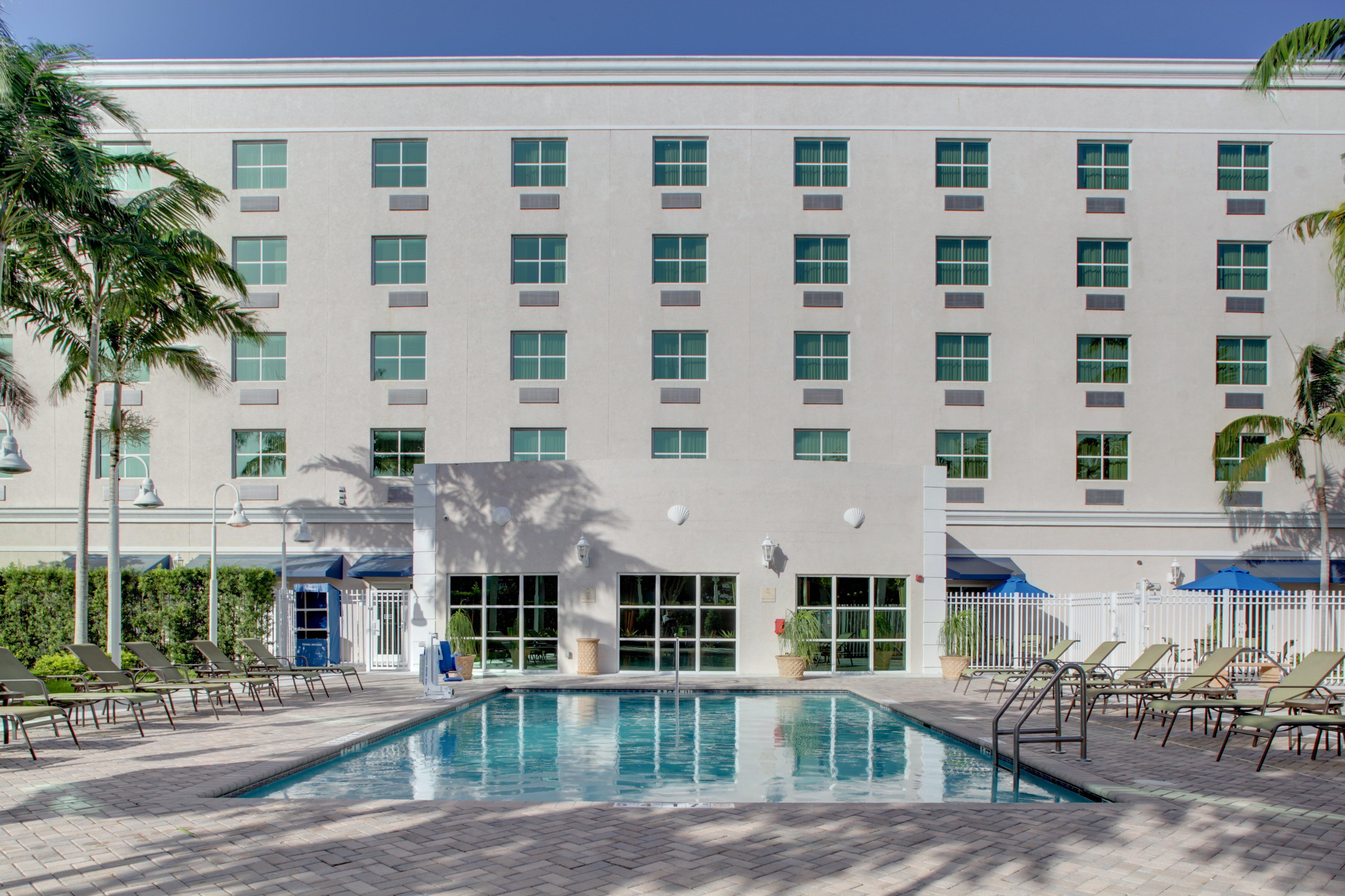 Holiday Inn Express & Suites Miami Kendall By Ihg Country Walk Zewnętrze zdjęcie