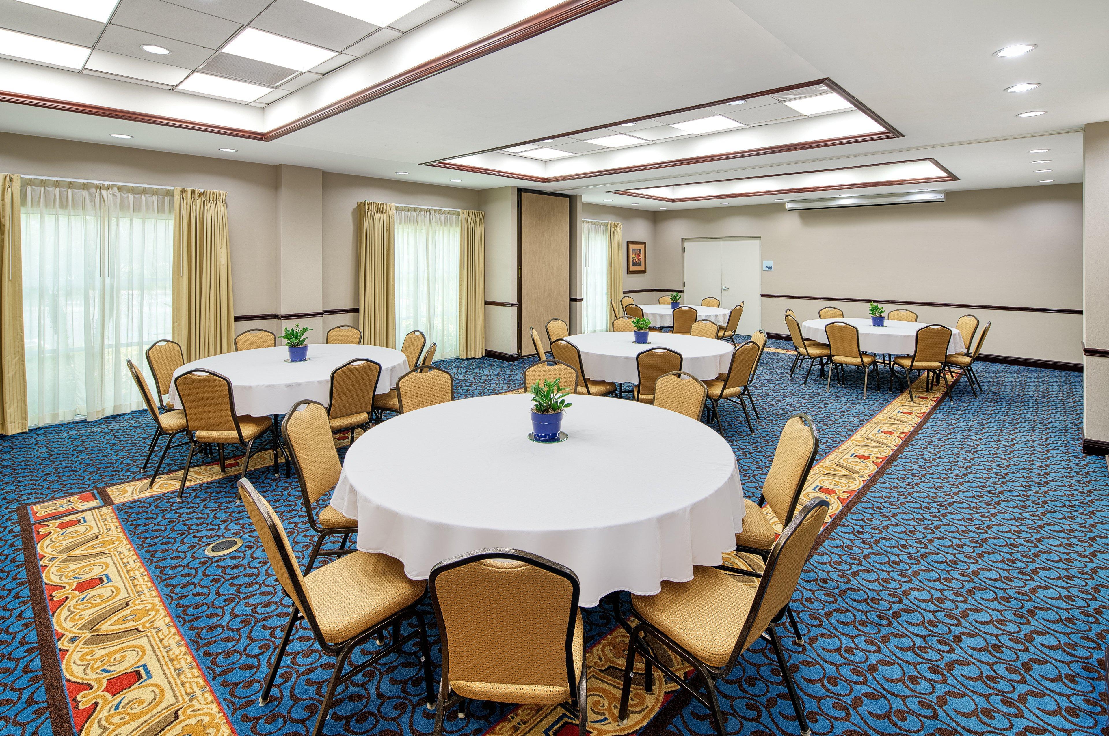 Holiday Inn Express & Suites Miami Kendall By Ihg Country Walk Zewnętrze zdjęcie
