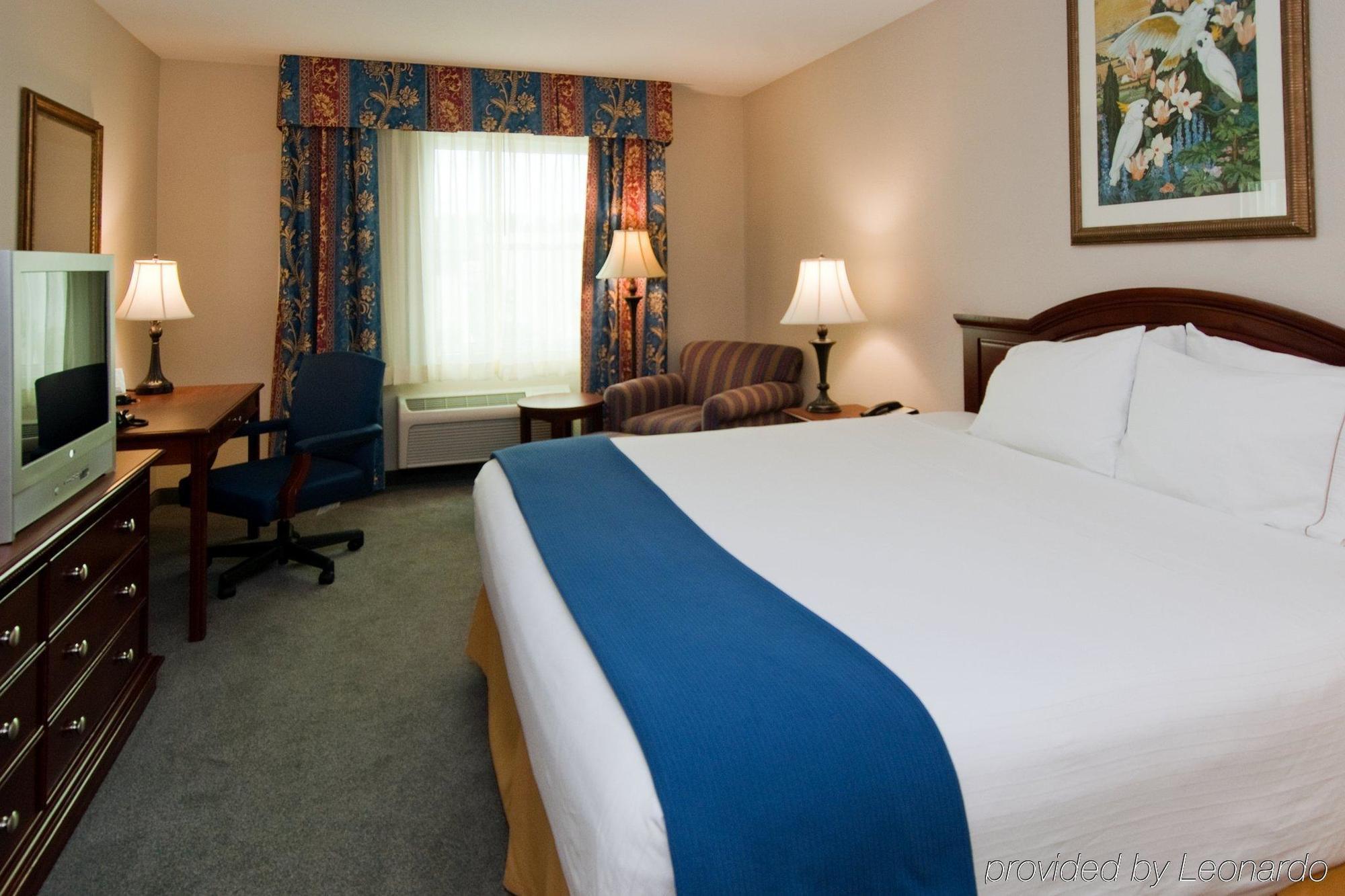Holiday Inn Express & Suites Miami Kendall By Ihg Country Walk Pokój zdjęcie