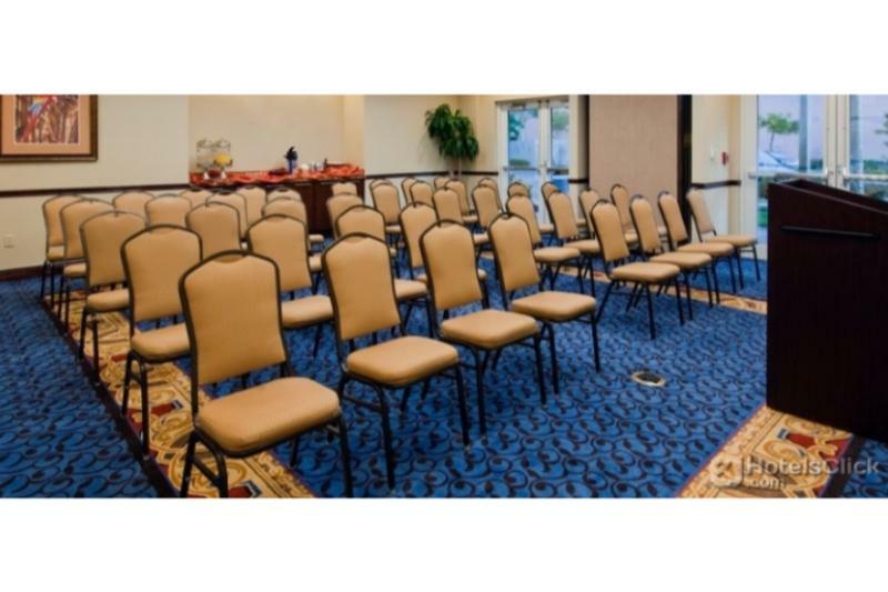 Holiday Inn Express & Suites Miami Kendall By Ihg Country Walk Zewnętrze zdjęcie