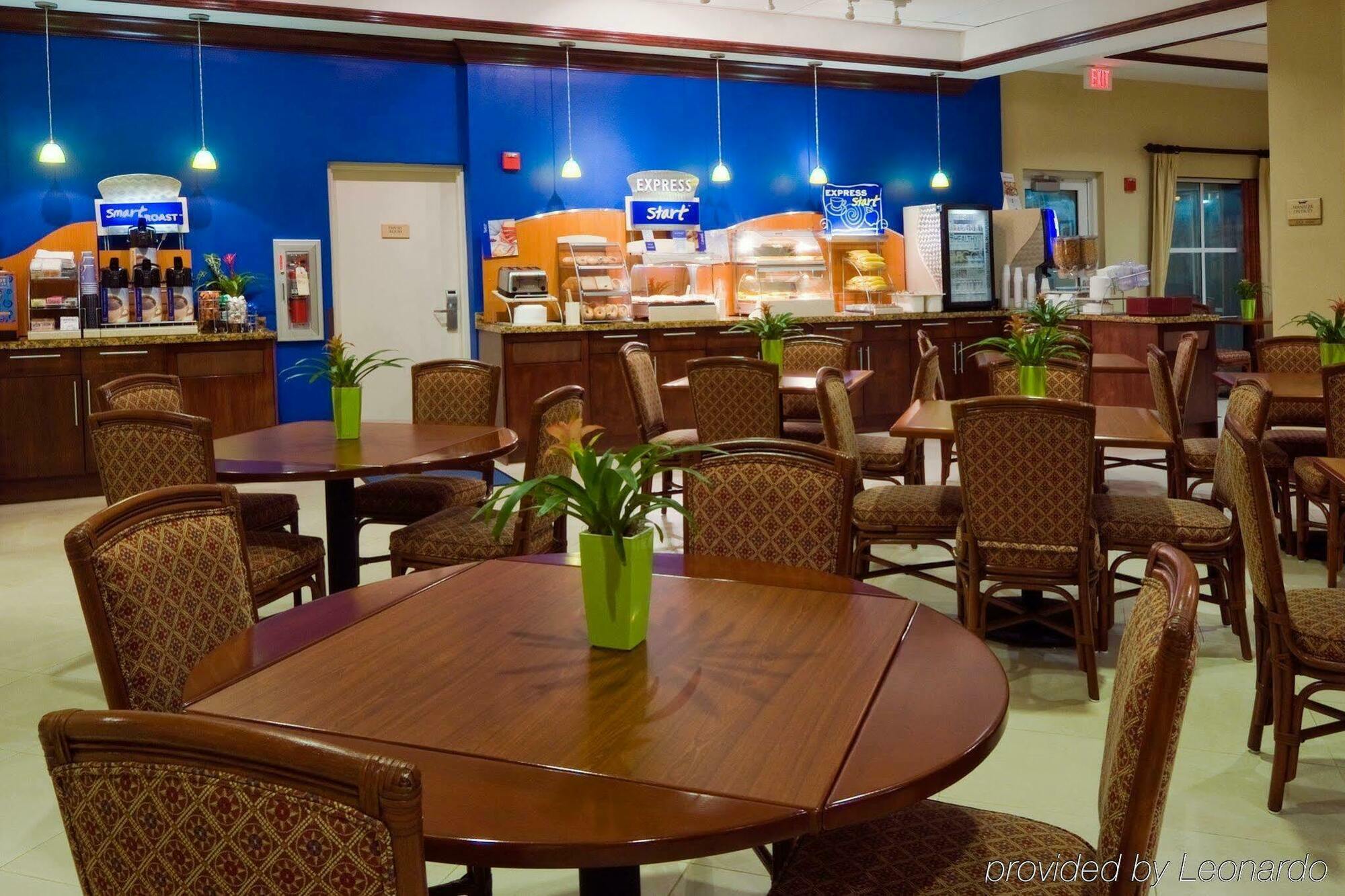 Holiday Inn Express & Suites Miami Kendall By Ihg Country Walk Restauracja zdjęcie